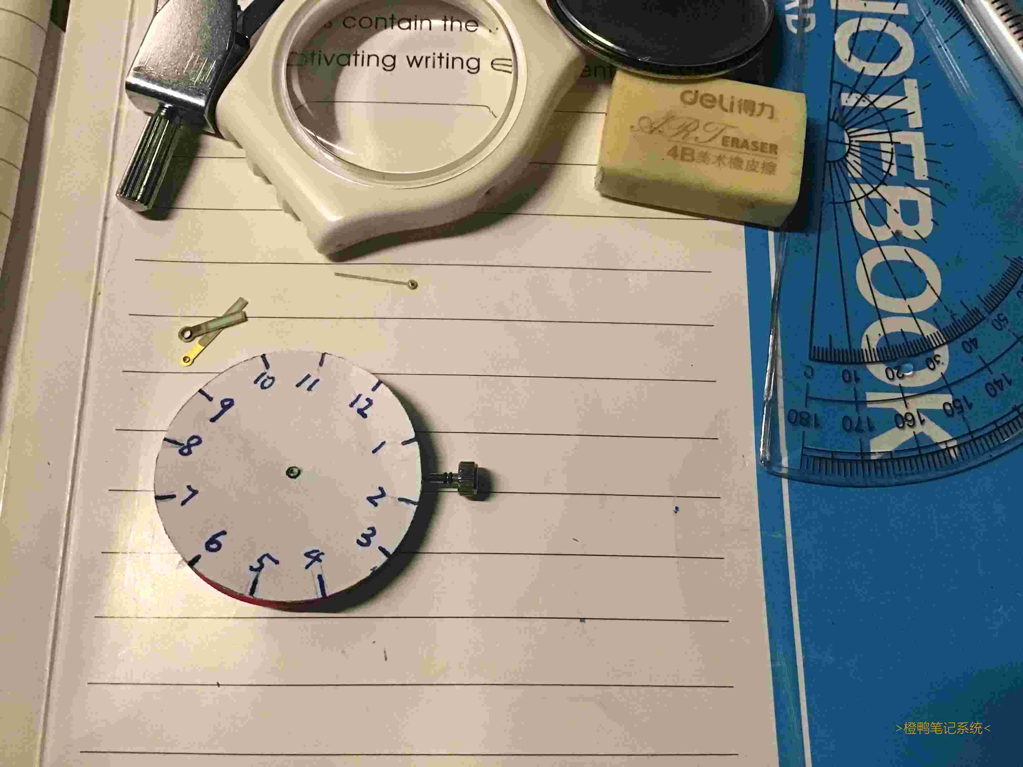 我第一次发现家里的A4纸其实很厚。-我给手表换表盘, 花好几小时画好后才发现纸的厚度和时针一样! 根本塞不进去! -真可惜! 还是觉得大机芯好, 不但好拆研究结构还好换表盘。-另外:1.我们对状态页面进行了优化, 你们发现了吗?-       2.浪费好多小时在360软件上,它总是偷偷扫描以及删我文件(我的\-新课表\-namespace图标).-